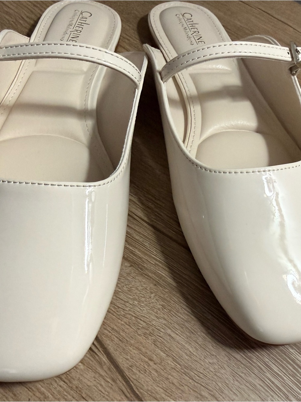 Classic Creamy Mary Jane Mules w Memory Foam, size 9.5, NWT - Picture 3 of 5